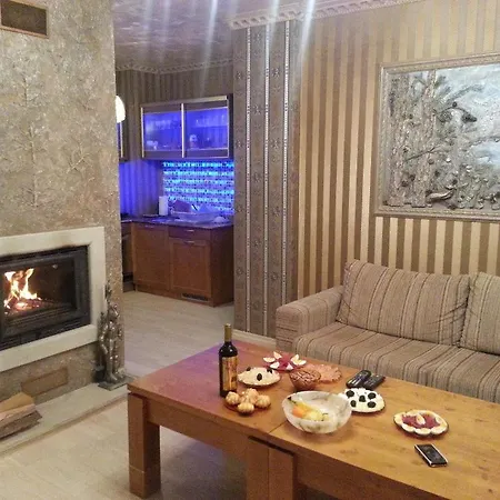 Harriet Hill Designer * Bansko