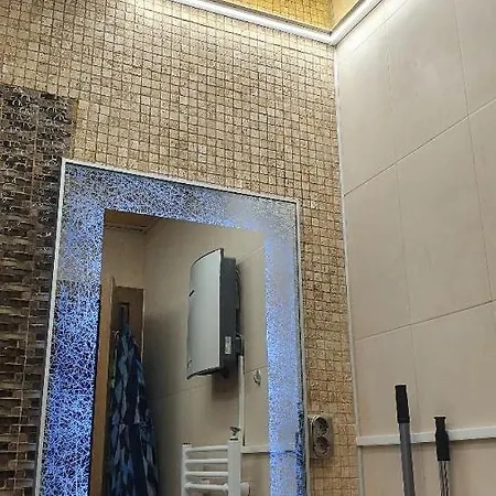 Harriet Hill Designer